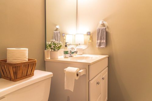 10641 Manor Dr, Dyer IN  46373-9119 exterior