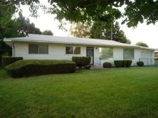 802 Butternut Rd, Grandview, WA 98930-9320