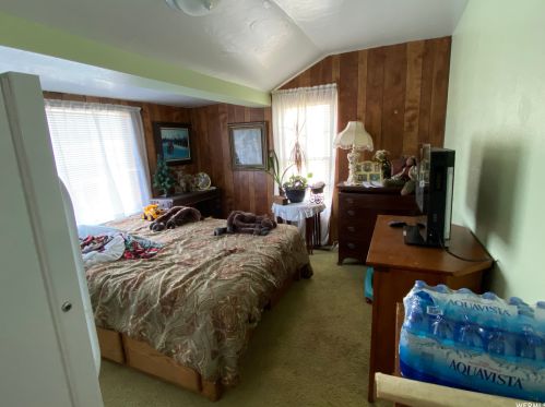 1555 Shelley Ave, Salt Lake City, UT 84119-2332