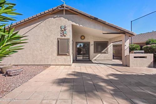 30556 Sun Ray Dr, San Tan Valley AZ  85143 exterior