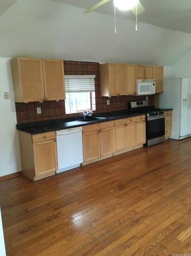 13 Spring St, Warwick NY  10990-1312 exterior