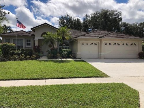 893 Grand Rapids Blvd, Naples, FL 34120-4429