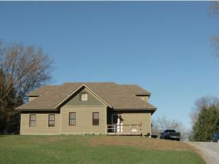 9 Meadow Ln, Starksboro, VT 05443-1108