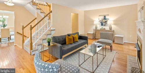 7223 Olde Lantern Way, Springfield VA  22152-3568 exterior