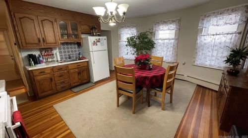 454 Eddy Glover Blvd, New Britain, CT 06053-2958