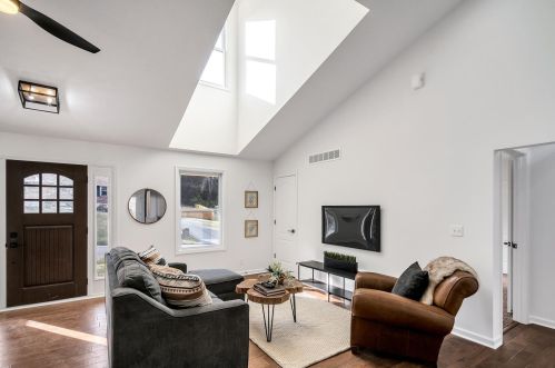 450 Pickett Dr, Covington KY  41011-1861 exterior