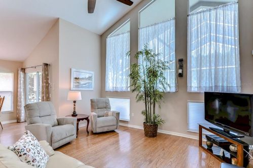 18912 Place Marquette, Lutz FL  33558-5312 exterior