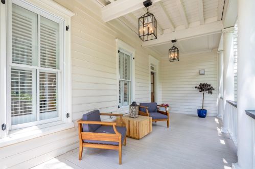 109 Shelmore Blvd, Mount Pleasant SC  29464-6614 exterior