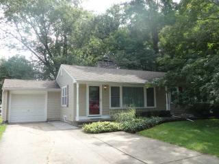 516 Adrian St, Delta, OH 43515-1063