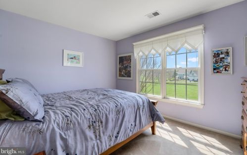 42306 Big Spg Ct, Leesburg VA 20176-6289 exterior