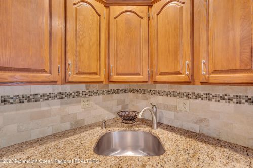 10 Trinity Pl, Jackson Twp NJ  08527-1822 exterior