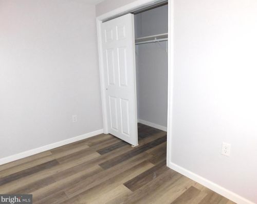 180 Homewood Ave, Falling Waters WV  25419-9737 exterior