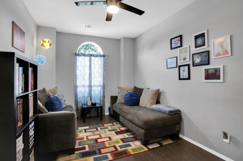 7404 Gairlock Dr, Fort Worth, TX 76179-4818