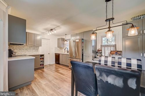 1497 Sweetbriar Ln, Lansdale PA 19446-3240 exterior