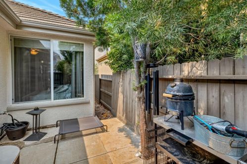 11837 Windham Way, Rancho Cordova CA  95742-8099 exterior