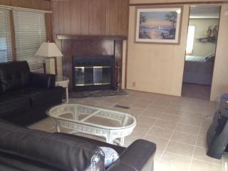 5375 Stallion Dr, Crestview, FL 32539-8757