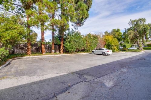 468 Sierra Vista Ave, Mountain View CA  94043-2969 exterior