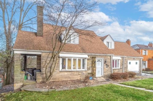 2542 Graham Blvd, Pittsburgh, PA 15235-2759