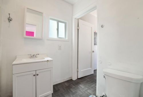 210 Cherry St, Lodi CA  95240-4804 exterior