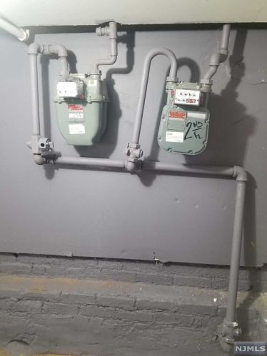 30 Grace St, Irvington NJ  07111-3506 exterior