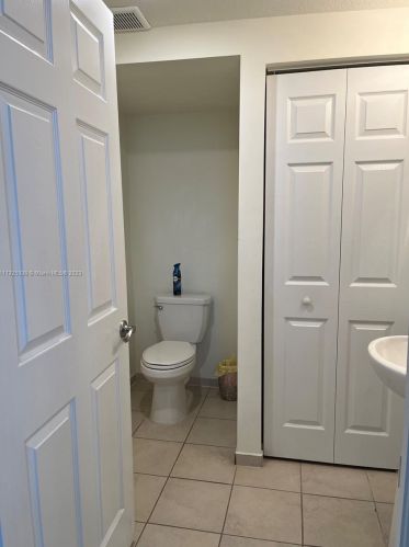 10307 34th Ct, Hialeah FL  33018-1879 exterior