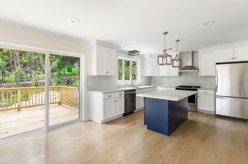 330 Plain Meeting House Rd, West Greenwich RI  02817-2050 exterior