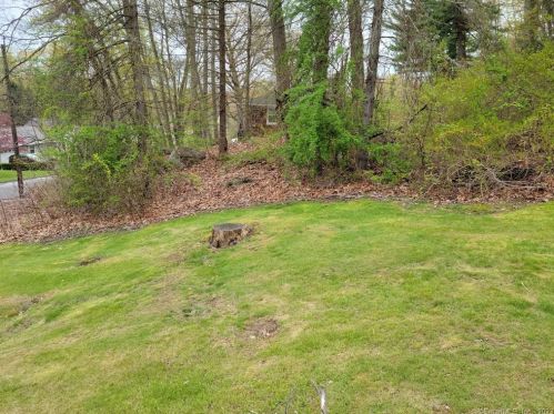 117 Arden Rd, Waterbury, CT 06708-2451