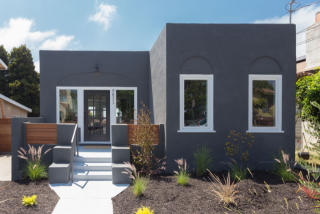 4833 Walnut St, Oakland, CA 94619-2558