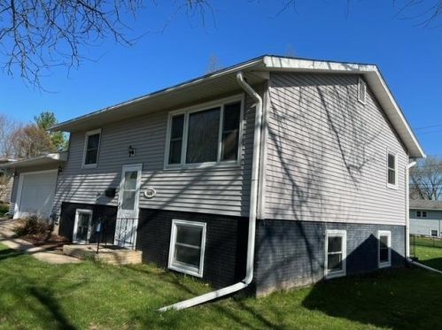5038 Starker Ave, Madison WI  53716-1924 exterior