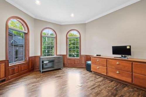 2713 Burries Rd, Chenequa WI  53029-9352 exterior