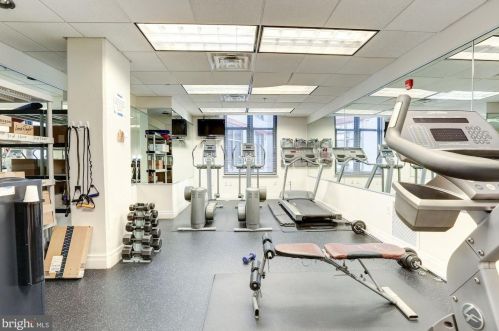 2120 Vermont Ave, Washington DC  20001-4039 exterior