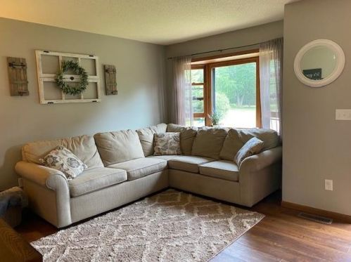 360 South St, Deer Park, WI 54007-9778