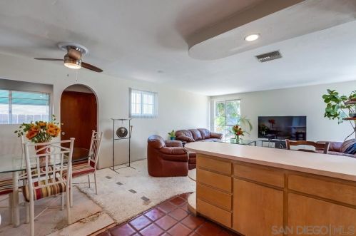 1690 Gustavo St, El Cajon CA 92019-3408 exterior