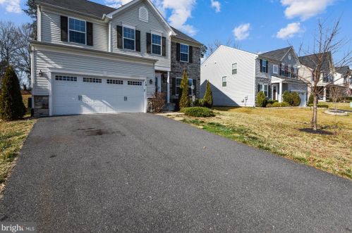 14 Clear Spring Ln, Fredericksburg, VA 22405-2696