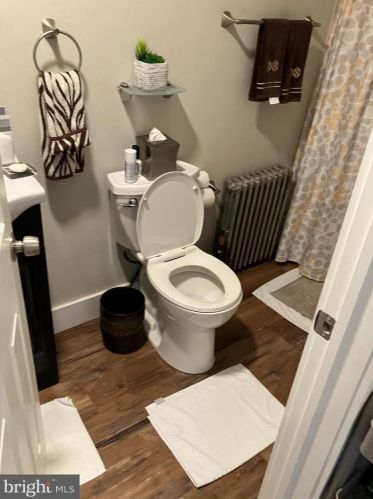 742 Main St, Norristown PA  19401-4102 exterior