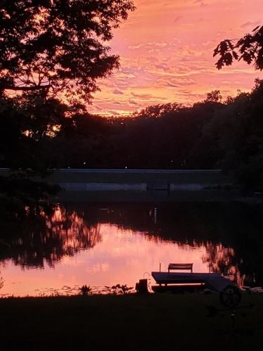 2114 Hidden Vly Dr, Crown Point IN 46307-9386 exterior