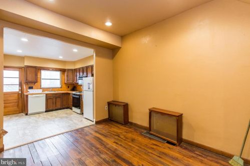 1004 Jackson St, Philadelphia PA  19148-3011 exterior