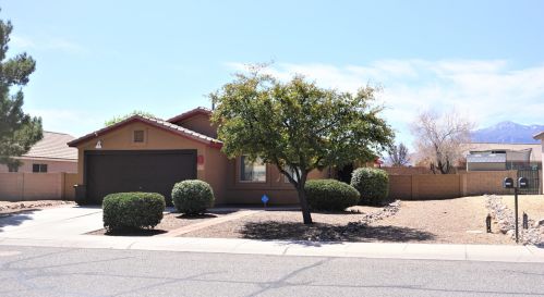 2136 Copper Sky Dr, Sierra Vista, AZ 85635-6949