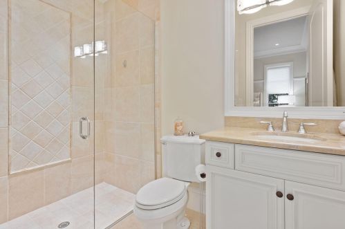 3855 Isla Del Sol Way, Naples FL  34114-9484 exterior