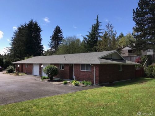 11424 Farwest Dr, Lakewood, WA 98498-1638