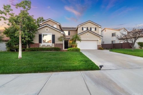 33260 Embassy Ave, Temecula CA  92592-1362 exterior