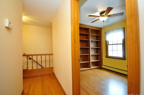 156 Carriage Way, Windsor CT 06095-2008 exterior