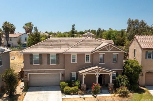 1437 Tours Ct, Beaumont, CA 92223-3151