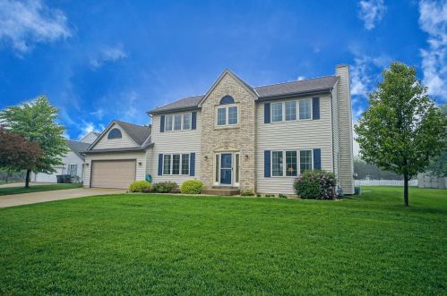602 Woodland Cir, Waterford, WI 53185-2886