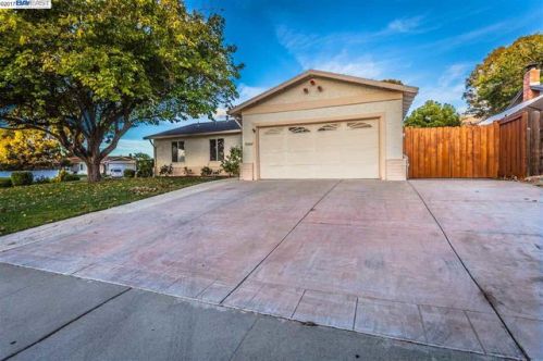 4437 Palo Verde Dr, West Pittsburg, CA 94565-6346