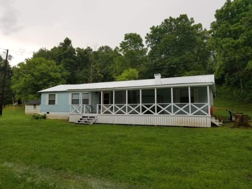 7963 Cincinnati Rd, Sadieville, KY 40370-9516