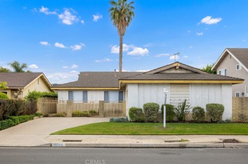 4740 Fir Ave, Seal Beach, CA 90740-3011