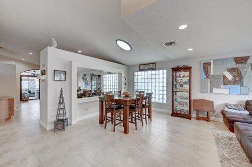 17912 12th Ct, Hollywood FL  33029-4924 exterior