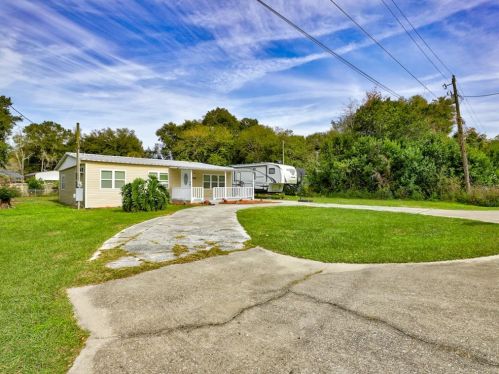 10949 130th Pl, Ocklawaha, FL 32179-4991