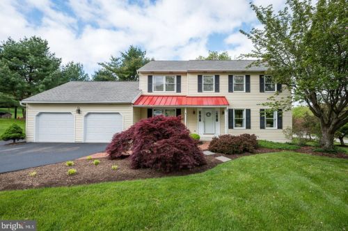 916 Noble Dr, Downingtown, PA 19335-1698
